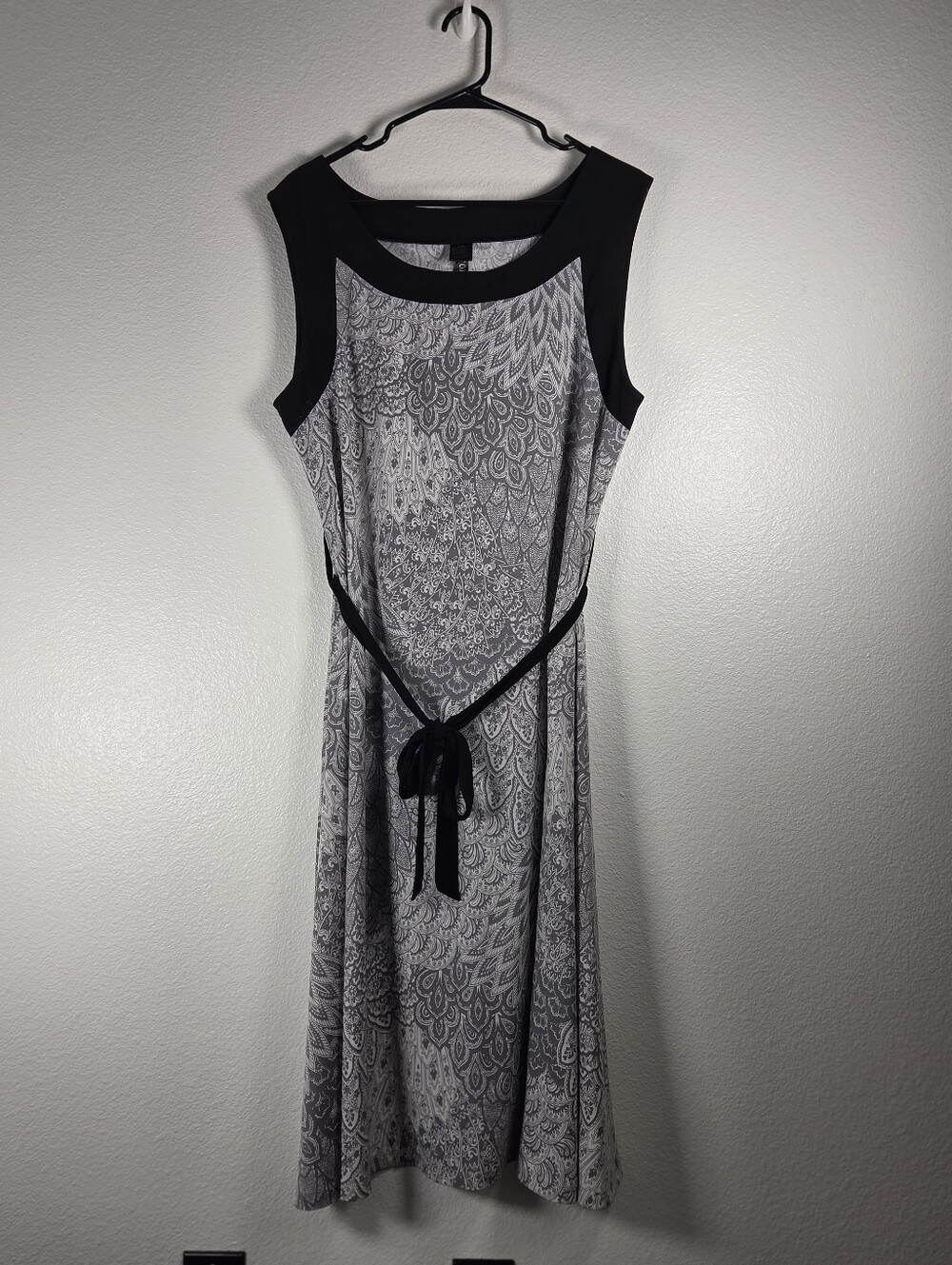 JM Collection Women's Size XXL Black & Gray Sleeveless Tie-Waist Midi Dress